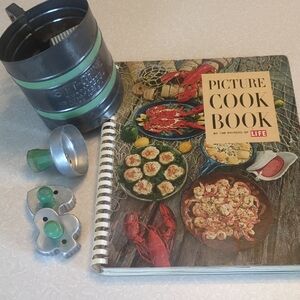Vintage Cookbook - 1962 Time Life Picture Cook Book